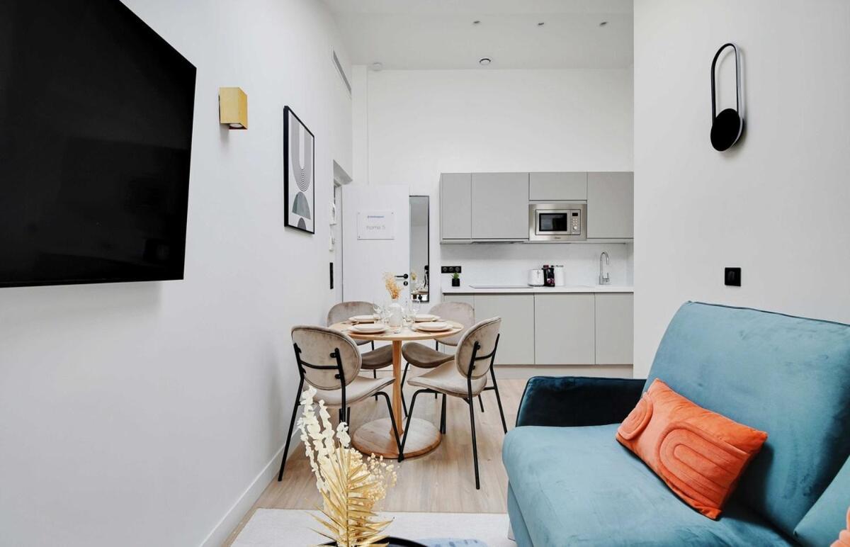 Cmg Voltaire Nation Apartment Paris Exterior photo